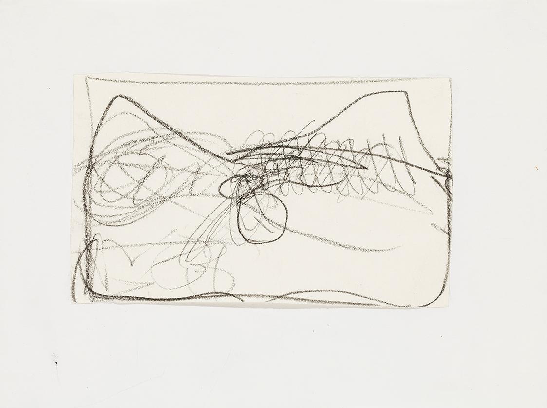 Kurt Hüpfner, Ohne Titel, um 1980, Schwarze Kreide auf Papier, 8,6 × 14,3 cm, Privatbesitz, Wie ...